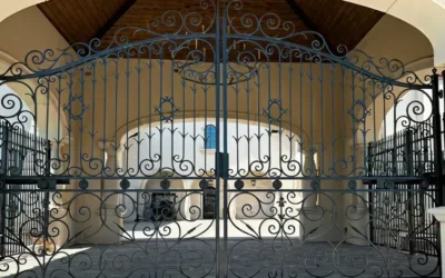 How to Choose the Perfect Custom Iron Gate for Your Property