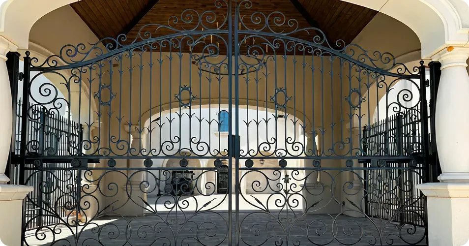 Choose the Perfect Custom Iron Gate